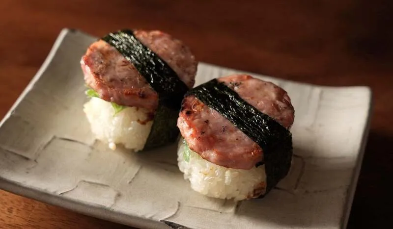 エントリー商品「明宝ハムの焼きおにぎり」