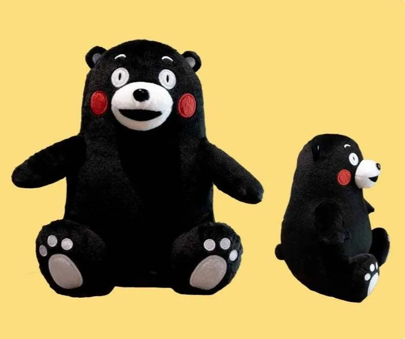 くまモンスクエア限定 ぬいぐるみ“くまモン”(約高さ21×幅16×奥行15cm)3,981円