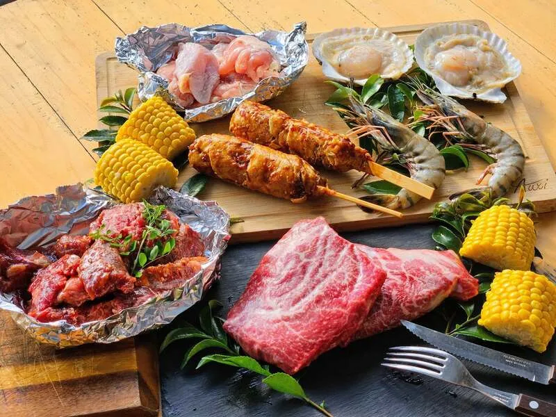 3周年記念 国産牛熟成肉のBB牛(ギュー)海鮮 4,980円