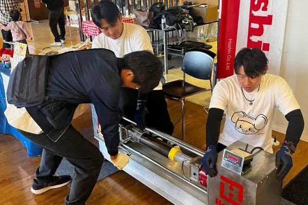 昨年の優花祭 スーパーSSジャッキ体験の様子
