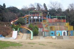 「【愛知】アスレチックがある人気の公園11選！　超ロングすべり台も」の写真
