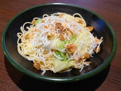 シラスと桜えびのガーリックペペロンチーノ　1,200円