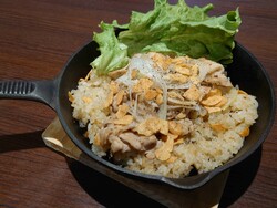 スタ肉ガーリックライス 1,100円