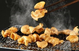 〈焼肉 楓月縁〉やわらかホルモン（120g/1袋・冷凍） 864円