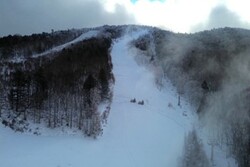 「栃木県「ハンターマウンテン塩原」がOPEN　未就学児のリフト無料＆雪遊びエリア新登場」の写真