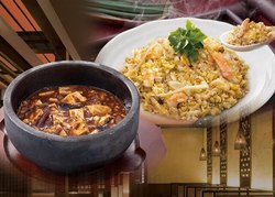 麻婆豆腐（中サイズ、690円、税込）、揚州チャーハン（840円、税込）