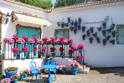 「志摩スペイン村で春イベント！ハッピーイースター＆花のパティオ祭り開催　GWは花火も」の写真