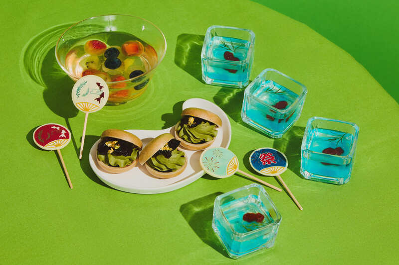 （左上）「スーパーボール風ゼリー」、（中央）「抹茶最中」「うちわチョコレート」、（右）「金魚鉢風ゼリー」