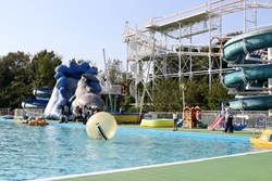 「【岡山】2025年夏休みに行きたい！おすすめ水遊びスポット9選　人気＆穴場＆無料も」の写真