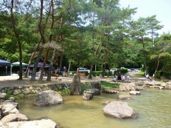 「【岡山】2025年夏休みに行きたい！おすすめ水遊びスポット9選　人気＆穴場＆無料も」の写真