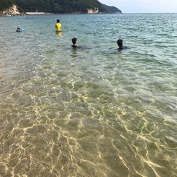 「【香川】2025年夏休みに行きたい！おすすめ水遊びスポット8選　人気＆穴場＆無料も」の写真