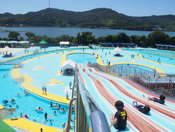「【愛媛】2025年夏休みに行きたい！おすすめ水遊びスポット9選　人気＆穴場＆無料も」の写真