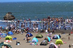大磯海水浴場オープン