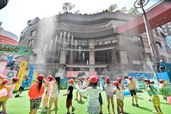 「スプラトゥーン3×キャナルシティ博多が夏休み限定コラボ　水遊び無料＆噴水ショーも」の写真