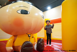 「おしりたんてい展が池袋に初上陸！限定新作グッズやアトラクション、フォトブースなど」の写真