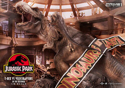 「入場無料！　新宿で『ジュラシック・ワールド』の人気スタチュー展が2025年夏も開催！」の写真