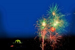 「千葉県袖ケ浦市の「東京ドイツ村」が延長営業！　花火とドローンショーで夏の夜を満喫」の写真