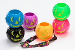 「名古屋のレゴランドでハロウィンパーティー開催！　お菓子もらえる＆ミニフィグ交換も」の写真