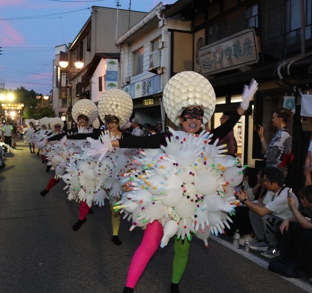 ちょけらまいか大仮装盆踊り大会｜（C）飛騨高山サマーフェスティバル推進協議会