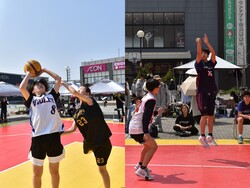 「びしょ濡れで夏を満喫！埼玉県・吉川美南駅前公園で水遊びイベント　グルメや盆踊りも」の写真