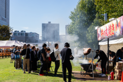 「福岡県北九州市で和牛グルメと花火が楽しめる「食肉祭 × WAGYU FES 2025」が開催決定」の写真
