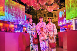 「品川駅近くの水族館で2日間限定「夏祭り」　イルカと盆踊り＆縁日＆アトラクションも」の写真