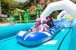 「愛知県「吉良ワイキキビーチ」にスライダーパーク登場　海水浴も一緒に一日中楽しめる」の写真