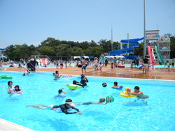 「【宮崎】2025年夏休みに行きたい！おすすめ水遊びスポット10選　人気＆穴場＆無料も」の写真