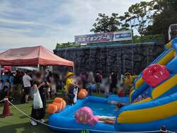 「仙台市の楽天モバイルパーク宮城で無料の水遊びエリア「たきイオンプール」が開催！　」の写真