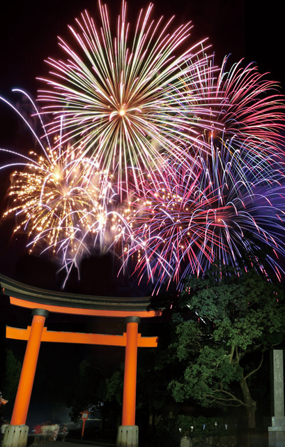 宇佐夏越祭 花火大会│（c）宇佐市