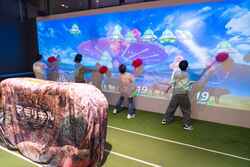 「埼玉と神奈川の「VS PARK」に世界初の新アクティビティ登場　4人で協力して楽しめる！」の写真