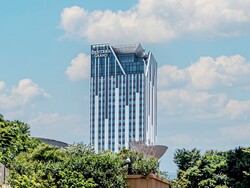 「開業2周年記念で小学生までの子供無料！大阪市のホテルで本格タイ料理ビュッフェ開催」の写真