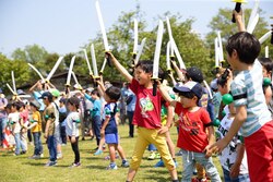 「人気番組『THE 鬼タイジ』とチャンバラ合戦がコラボ！　練馬で本格鬼退治イベント開催」の写真