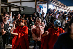 「東映太秦映画村で「怪々YOKAI祭」が2025年も開催決定！　妖怪だらけの世界を楽しもう」の写真