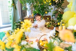 「表参道の結婚式場で国内最大級のファミリーフォトフェスタ！　衣装多数＆プレゼントも」の写真