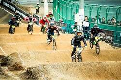 「名古屋に国際基準を満たす常設型のBMXレースコースがOPEN！　初心者OK＆体験会も開催」の写真