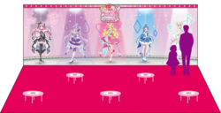 「横浜ランドマークタワーでプリキュア映画公開記念イベント！大型ビジョンでライブ体験」の写真