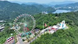 「関東最大級600万球の光の世界にたまごっち登場！　「さがみ湖イルミリオン」が開催！」の写真