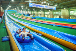 「子供は実質無料！「狭山スキー場ウォーターフェス」のお得な割引チケット販売開始」の写真