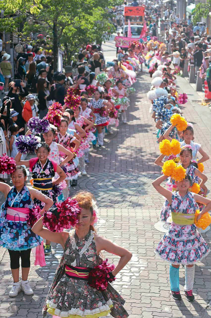 バサラ祭り（『過去のバサラ祭り』より）