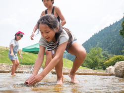 「【2025】岐阜の9月も涼しく遊べる「水遊びスポット」8選　おすすめ＆人気を厳選！」の写真