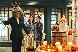 「旭川のホテルで動物スタッフがおもてなし！　北海道ならではのハロウィンイベント開催」の写真