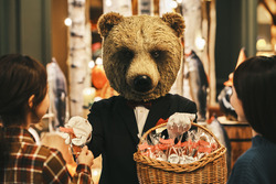 「旭川のホテルで動物スタッフがおもてなし！　北海道ならではのハロウィンイベント開催」の写真