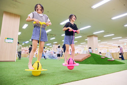 「三重県「イオン名張店」に屋内プレイグラウンド「のびっこピクニック」が新オープン！」の写真