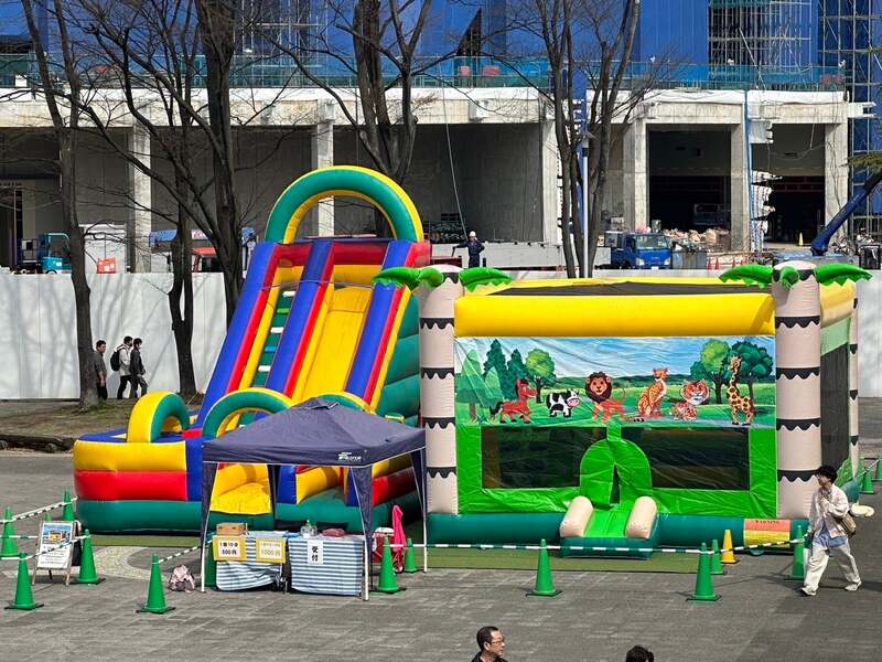 ふわふわ遊具