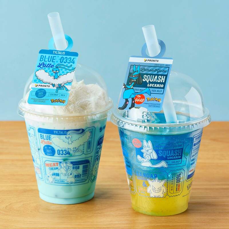 チルタリスのココナッツブルーラテ（左）ルカリオのゆずレモンスカッシュ（右）
