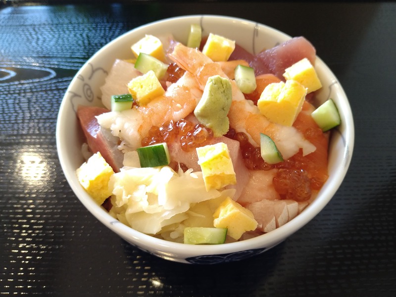 地魚を使ったランチ・海鮮丼がおススメ「和食処 とのがみ 小名浜店」