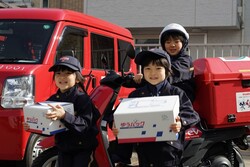 「郵便局員になりきり！参加無料の職業体験イベント「みんなの郵便局」全国4カ所で開催」の写真
