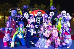 「レゴランドジャパンで2日間限定ハロウィンナイト！　夜のアトラクション＆ショー満喫」の写真
