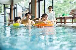 「群馬・北軽井沢に新リゾートホテルが開業！　12歳以下の子どもは宿泊料金と食事が無料」の写真